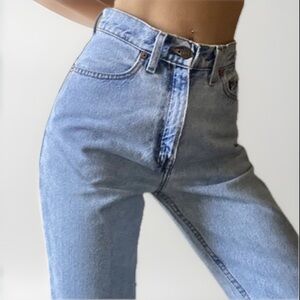 VTG Levis 512 Tapered High Waisted 5 M 24” Waist